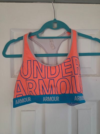 Under Armour Athletic Top size YXL orange 14-16