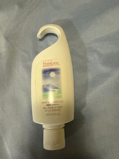 Avon 5 ounce tranquil, moments, shower gel