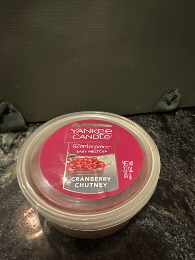 Brand new Yankee candles scenterpiece  2.2oz Easy melt cup cranberry chutney