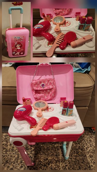Travel make-up kits Portable travel make-up kit for kids. Can convert into a table .