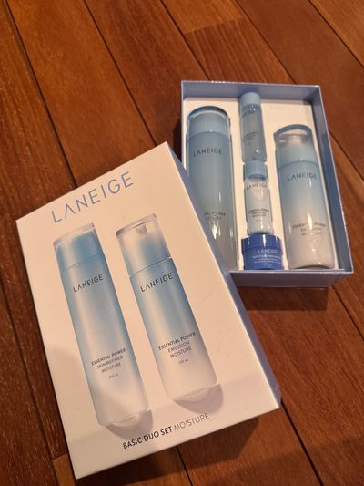 Brand new laneige five piece skin care set Basic duo set retail $50