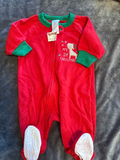 NWT Just Born Red Christmas blanket sleeper 3-6 Months