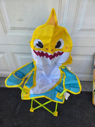 Baby shark beach chair