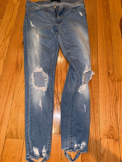 Flying Monkey Light wash distressed skinny jeans 29