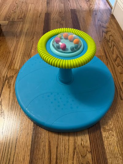 B toys sit and spin with ball popper top