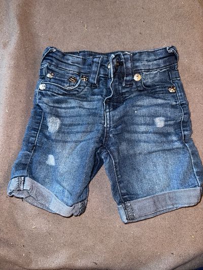 True Religion Dark blue distressed jeans with logo on back pockets 2T