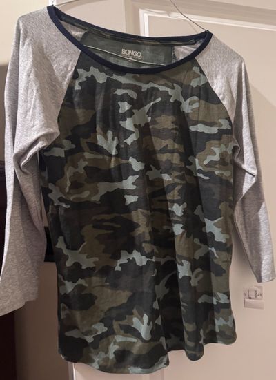 Brand, new bongo camo long sleeve top  Junior XL - 11