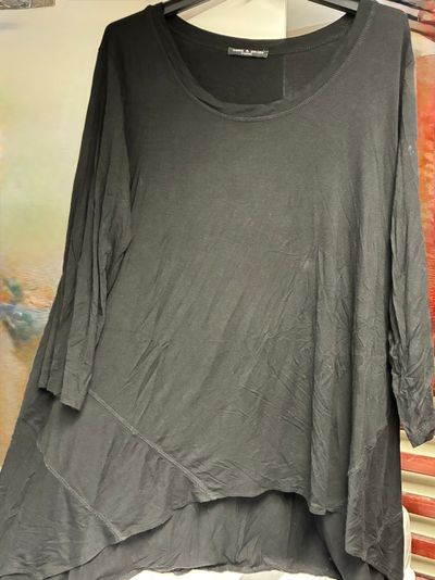 Cable & Gauge viscose material long tunic Black long tunic asymmetrical hem great for leggins Women's 2X