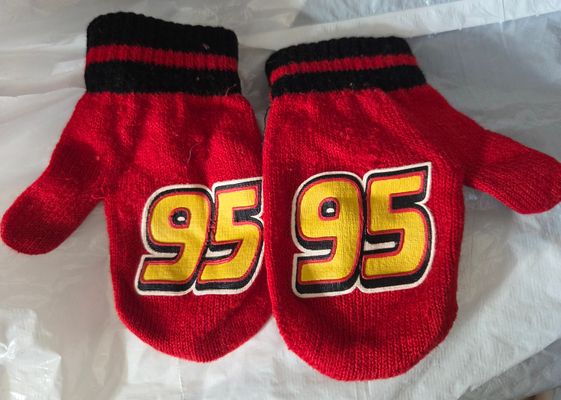 Disney Cars mittens  Toddler (2-4 yrs)