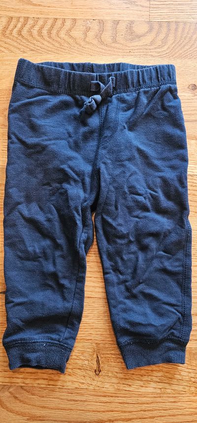 First Impression Boys 18M joggers in Navy in excellent condition great Fall/Spring 18 Months