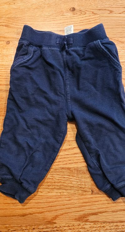 NA Toddler boys 12M heather navy blue joggers in good condition 12 Months