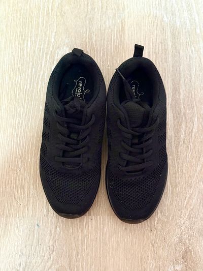 Revolution Jazz sneakers street size 3 jazz size 5