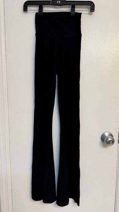 Offline by Aerie Real Me Hi Rise Crossover Flare Black Leggings Women's - XS