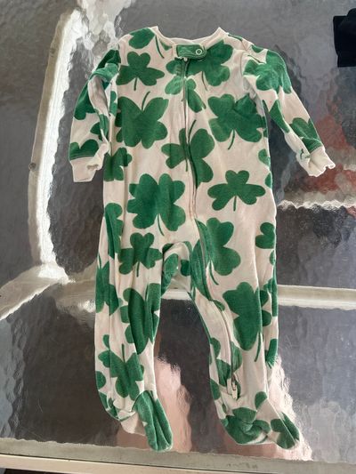 Carter's white and green shamrock footie 9 Months