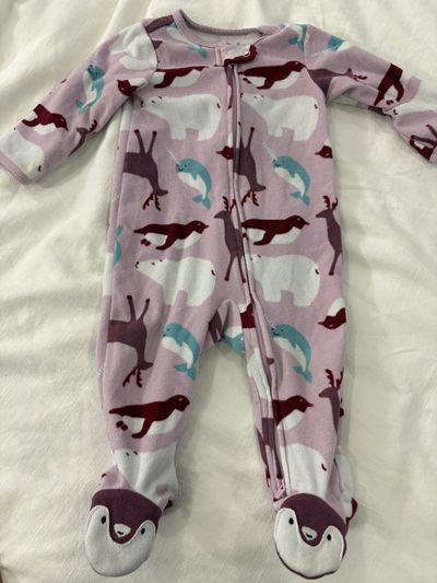 Carters Size 9 months narwhal fleece pjs 6-9 Months