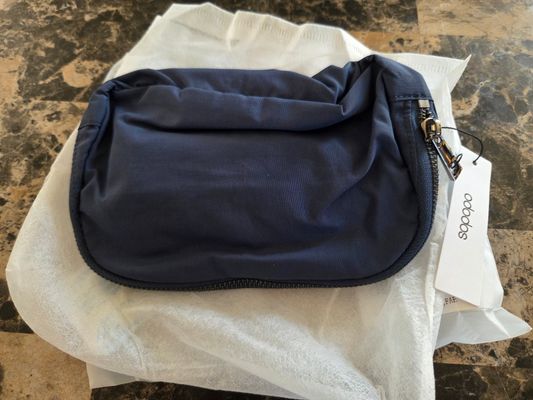 Brand New with Tag Ododos fanny bag