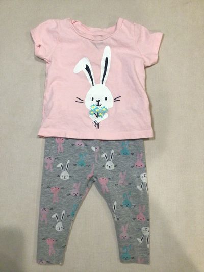 Gap Easter set leggings and tshirt 6-12 Months