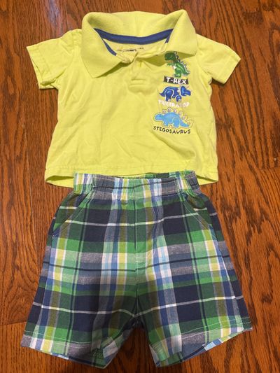Kids headquarters Two piece Dino outfit 3-6 Months