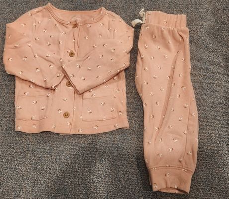 Carter's Very soft pants and blouse set 12 Months