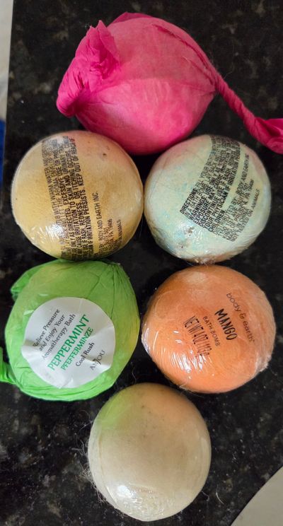 Lot of Brand New Bath Bombs
