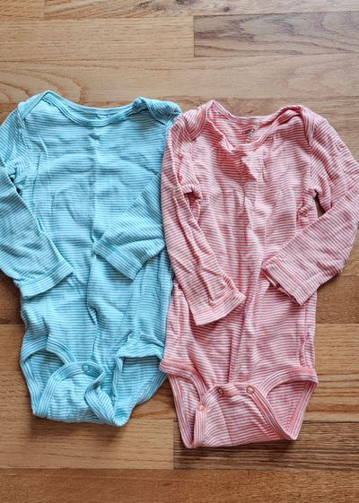 Carter's Like new boys 18M bodysuits bundle 18 Months
