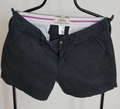 Old Navy 5" Low Rise Short Women's 6