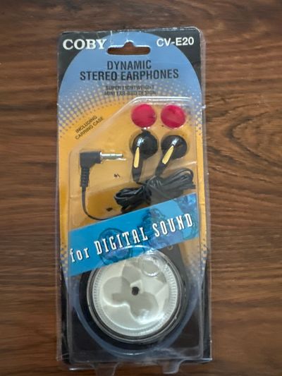 NEW Coby Earphones