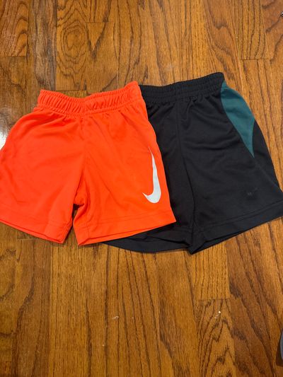 Nike Orange and black short bundle 2T