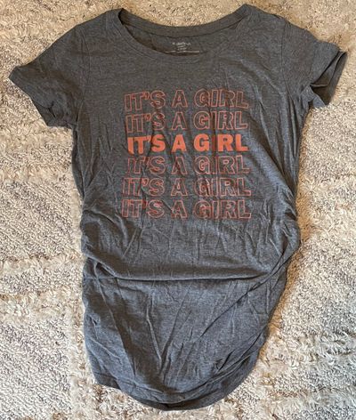 Motherhood maternity top Gray its a girl tee. Great condition. SFPF home Women's - S