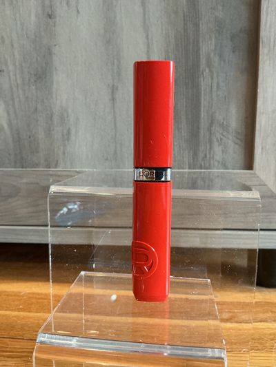 New L'Oreal infallible lacquer resistance liquid lipstick - color 410 rouge poppy