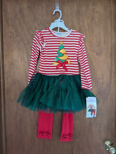 Blueberri blvd NEW 2 piece orig 64.00 Christmas dress with red leggings and green Tutu 5T/5