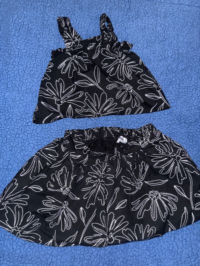 NWOT Jason Wu NWOT black skirt set with white floral print 3T