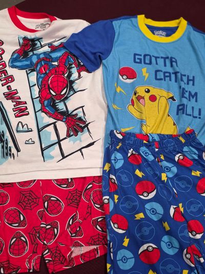 Spiderman pokeman Size 8 PJ lot 7-8