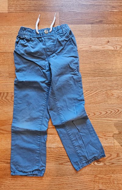 Old Navy Like new pull-on pants lightweight straight legs 4T