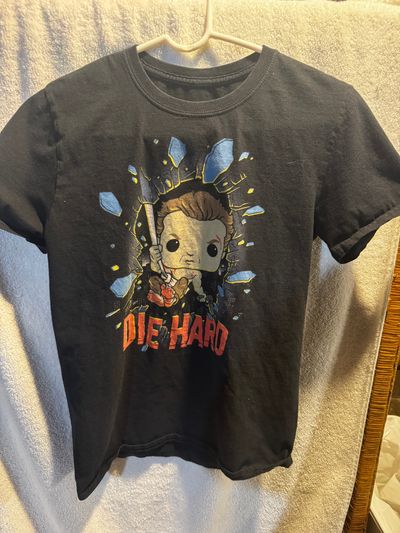 Boys Die Hard Pop Tee Boys Die Hard Pop Tee 10-12