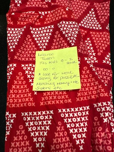 NEW LULAROE NEW Lularoe leggings Tween size fits kids 10-2 petite and 00-0. 14-16