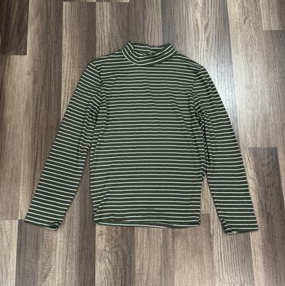 Green white stripe light mock shirt  Women's - S