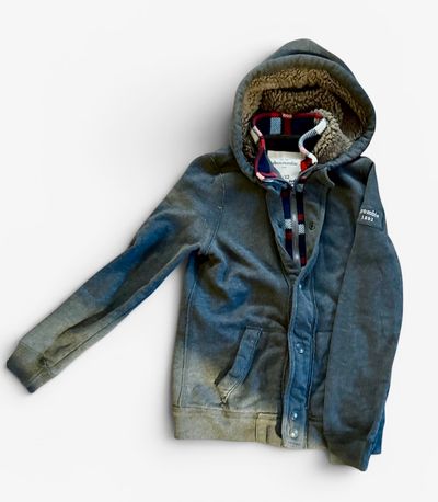 Abercrombie 11/12 lined grey  hip up & snaps sweatjacket w/ fleece hood 10-12
