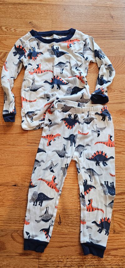 Carter's Like new cute dinosaurs graphic snug fit PJ 18 Months
