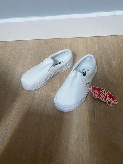 Vans NWT white vans 12 (Lil' Kid)