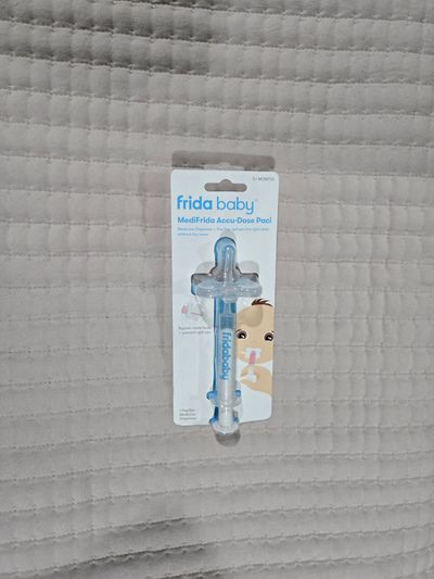 Frida baby NEW medi frida accu dose paci