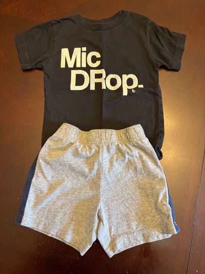 Mic drop tee and grey shorts  2T
