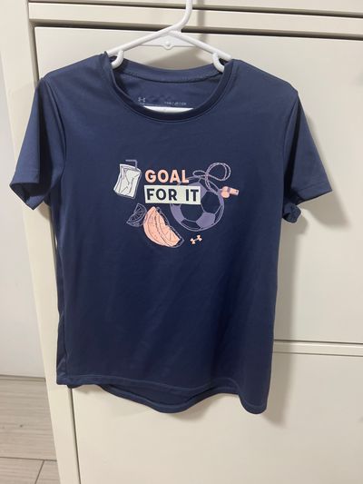 Under armour Graphic t-shirt 6T/6