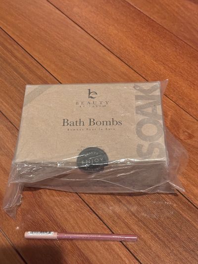 Brand new beauty by Earth bath bomb set Retail $40