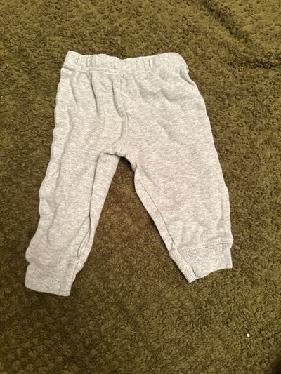Simple joy by carters Gray pants 6-9 Months