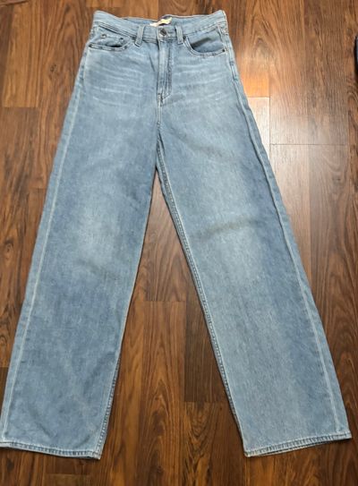 Levis premium high loose W 26 L 31 Women's 2