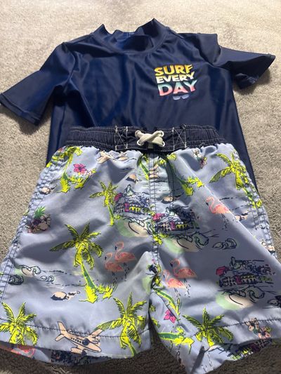 Osh Kosh Boys surf theme, swimsuit shirt and shorts 3T