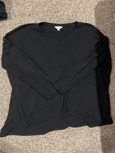 Time and tru Flowy black sweater Women's - L