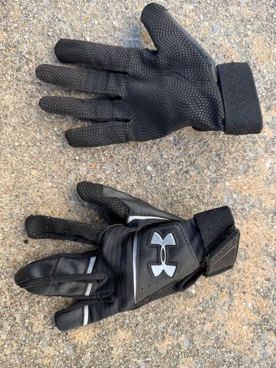 Under armor UA black youth clean up batting gloves size small