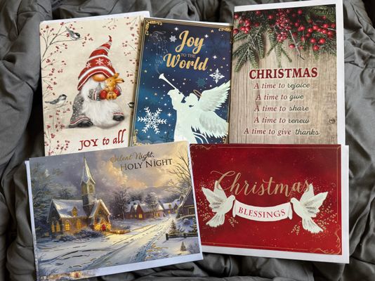 Assortment Cards - 27 cards Assorted of Christmas Cards w/ Envelopes